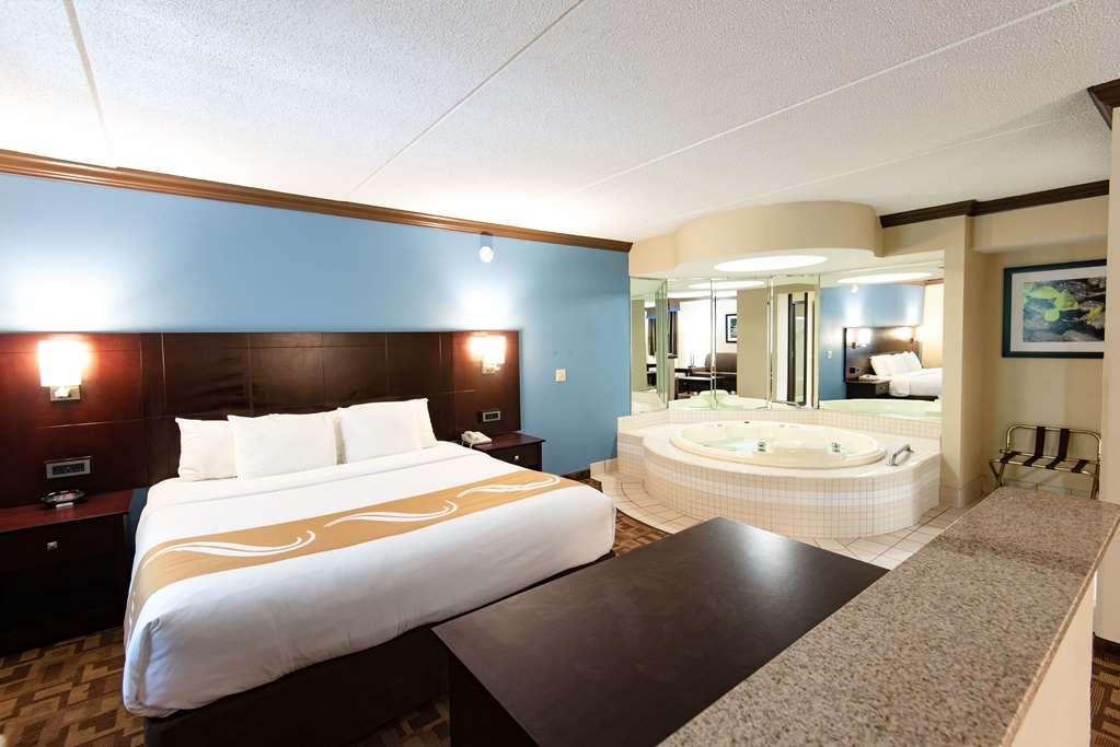 Quality Inn & Suites Quakertown-Allentown Ruang foto